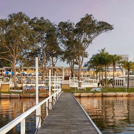 The Beachcomber Hotel & Resort, Ascend Hotel Collection Toukley Exterior photo